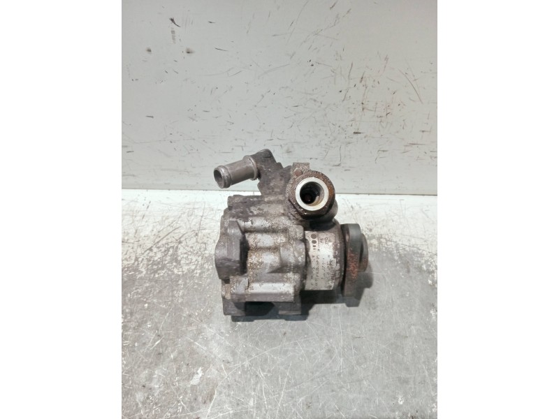 Recambio de bomba direccion para audi a4 berlina (8e) referencia OEM IAM 8E0145155  