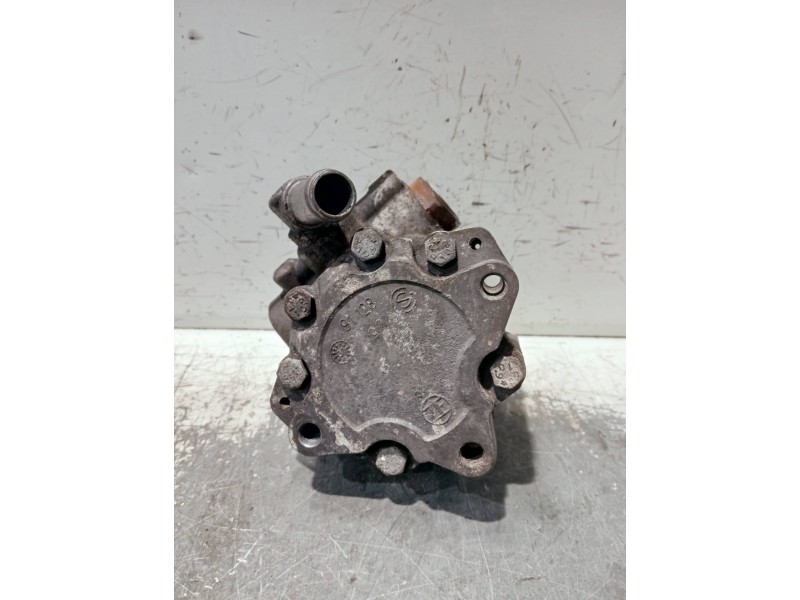 Recambio de bomba direccion para audi a4 berlina (8e) referencia OEM IAM 8E0145155  