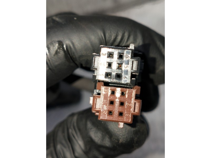 Recambio de retrovisor izquierdo para peugeot 1007 referencia OEM IAM   