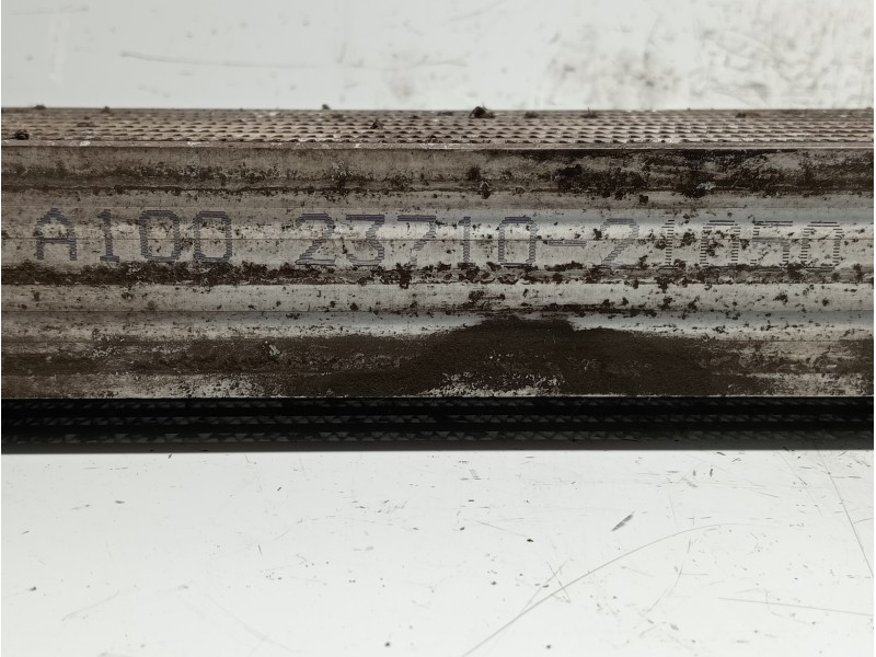 Recambio de intercooler para ssangyong rodius xdi referencia OEM IAM A1002371021050  