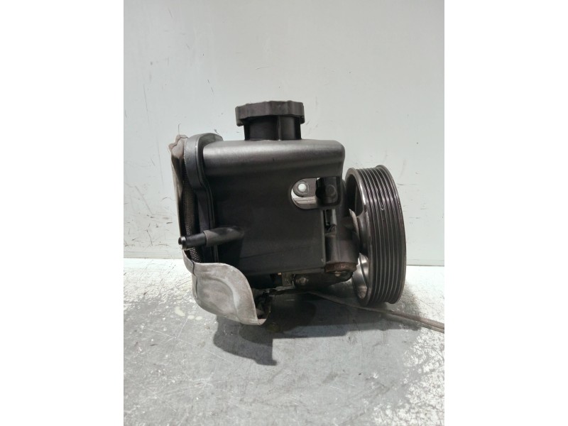 Recambio de bomba direccion para mercedes clase c (w203) berlina referencia OEM IAM A0034664101 7692900521 