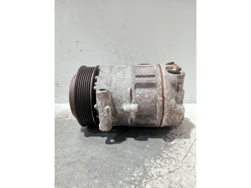 Recambio de compresor aire acondicionado para mercedes clase c (w203) berlina referencia OEM IAM A0012305511 4471809712 7SEU17CQ