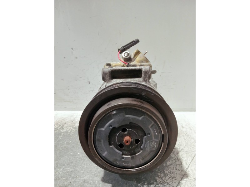 Recambio de compresor aire acondicionado para mercedes clase c (w203) berlina referencia OEM IAM A0012305511 4471809712 7SEU17CQ