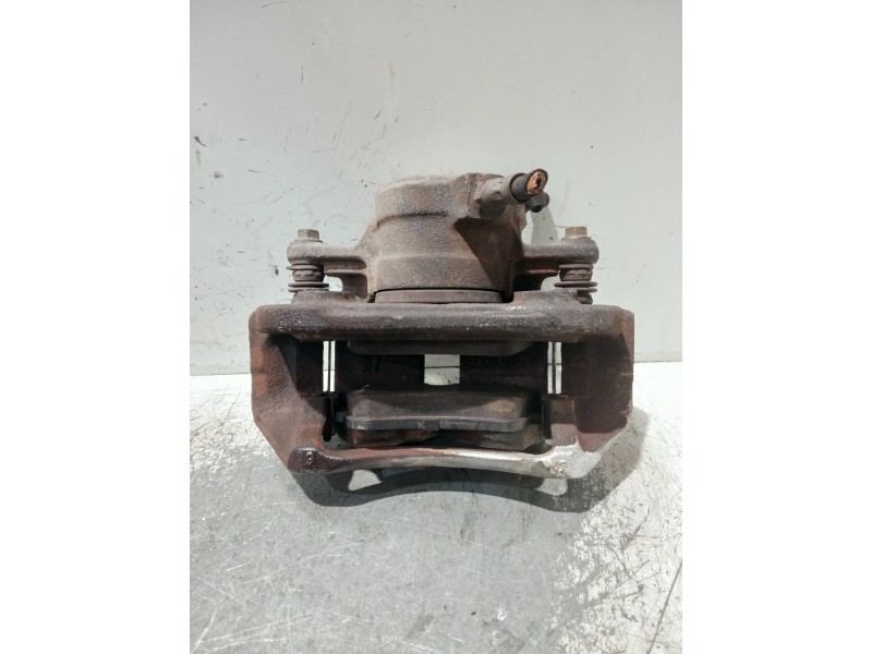 Recambio de pinza freno delantera izquierda para mercedes clase c (w203) berlina referencia OEM IAM 6849/E  