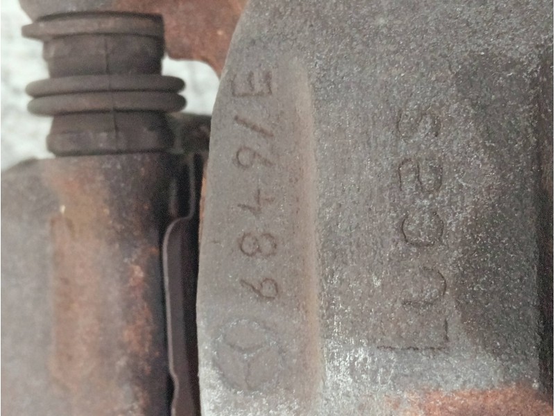 Recambio de pinza freno delantera izquierda para mercedes clase c (w203) berlina referencia OEM IAM 6849/E  