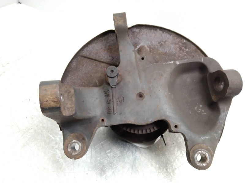 Recambio de mangueta delantera izquierda para iveco daily caja cerrada (2006 =>) 2.3 diesel cat referencia OEM IAM   