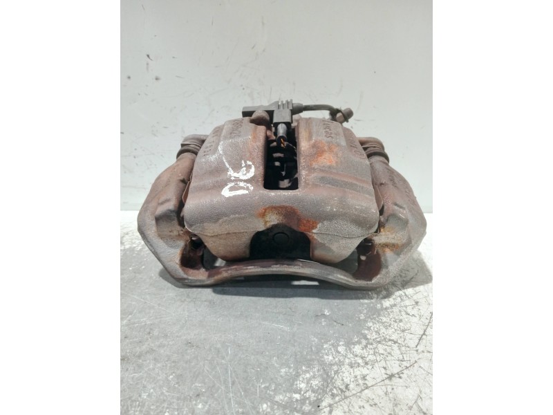 Recambio de pinza freno delantera derecha para mercedes clase c (w203) berlina referencia OEM IAM 6850/E  