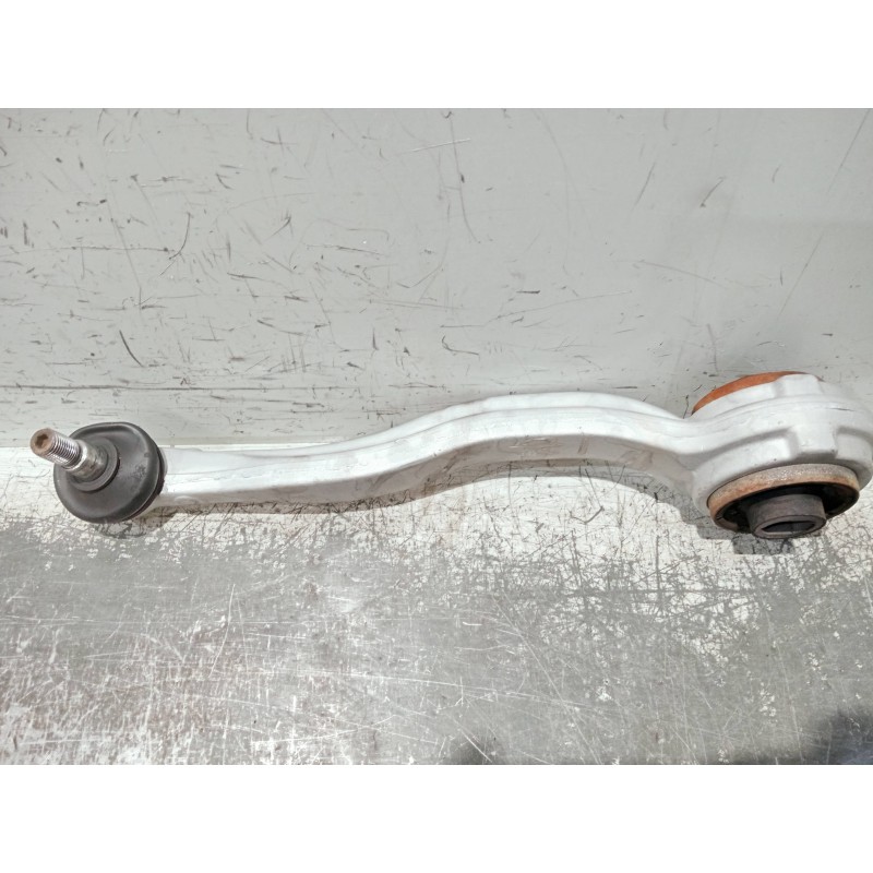 Recambio de brazo suspension superior delantero izquierdo para mercedes clase c (w203) berlina referencia OEM IAM   