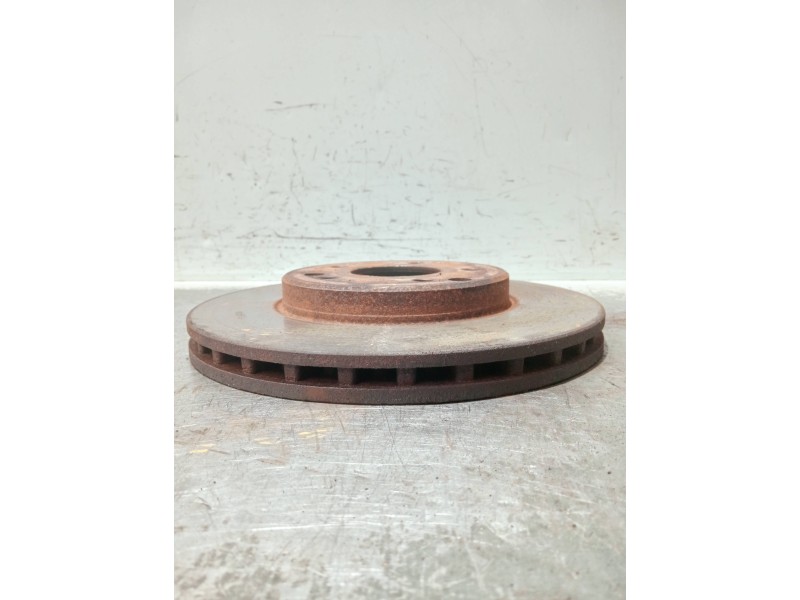 Recambio de disco freno delantero para mercedes clase c (w203) berlina referencia OEM IAM   