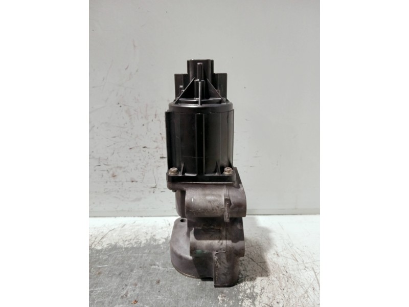 Recambio de valvula egr para opel zafira b referencia OEM IAM 8973766632 K5T70380 