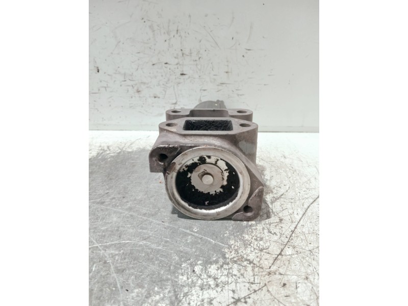 Recambio de valvula egr para opel zafira b referencia OEM IAM 8973766632 K5T70380 