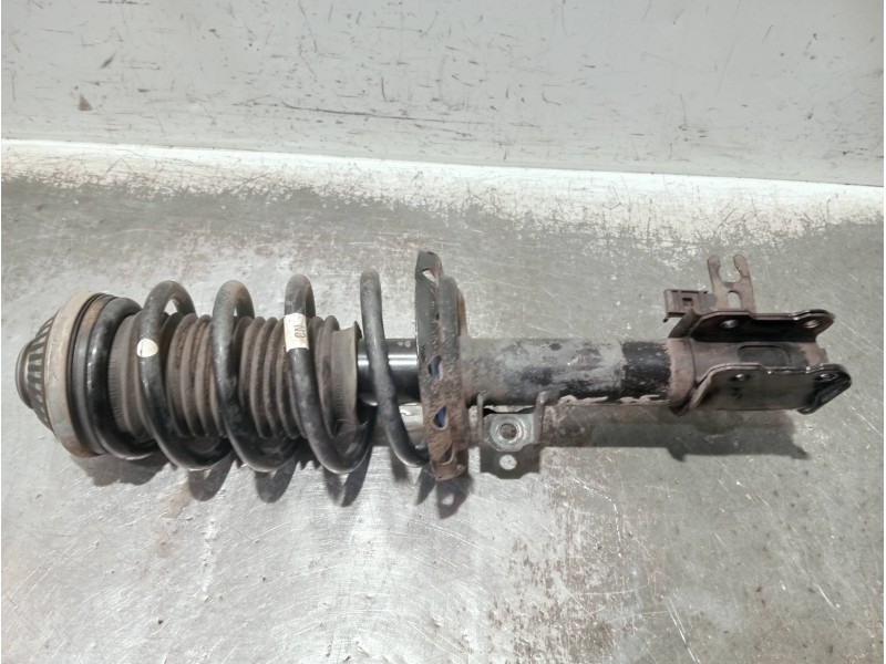 Recambio de amortiguador delantero derecho para opel zafira b referencia OEM IAM 22229594 13280745 368135153