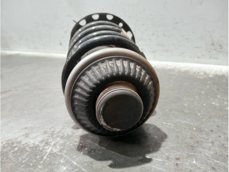 Recambio de amortiguador delantero derecho para opel zafira b referencia OEM IAM 22229594 13280745 368135153