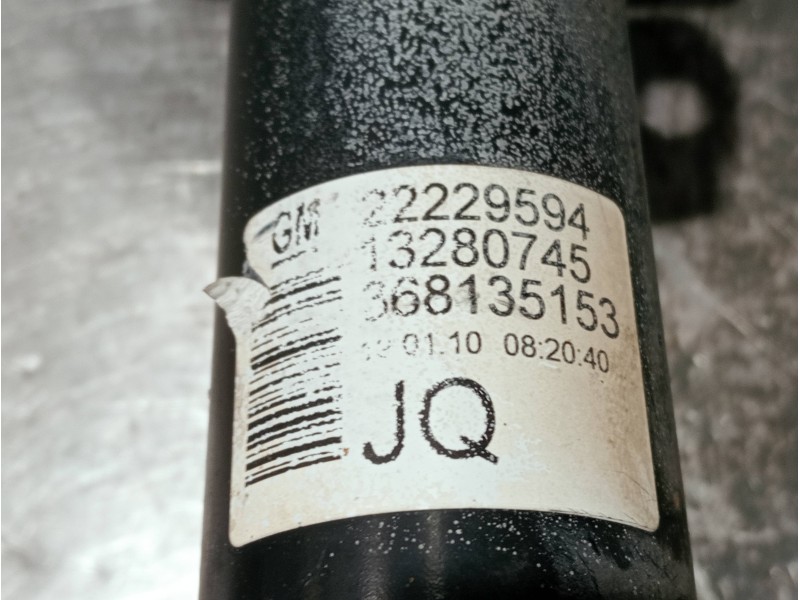 Recambio de amortiguador delantero derecho para opel zafira b referencia OEM IAM 22229594 13280745 368135153