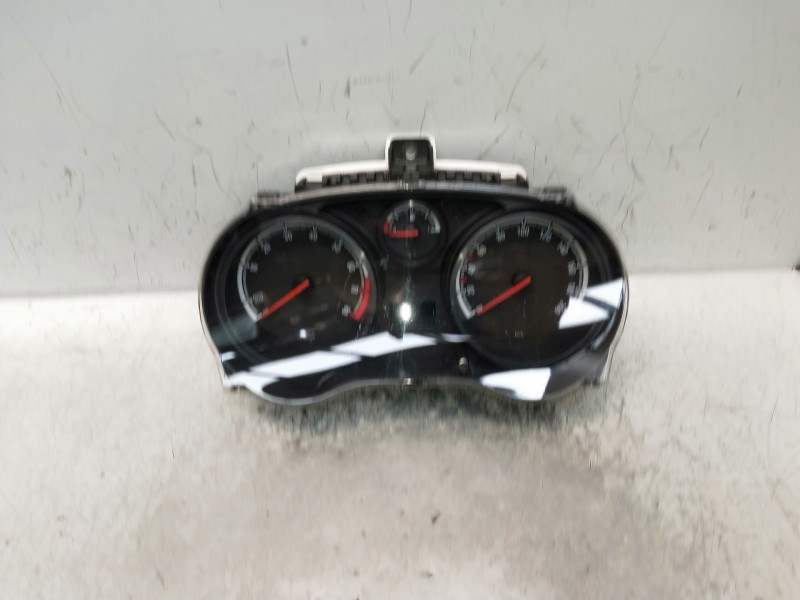 Recambio de cuadro instrumentos para opel corsa d referencia OEM IAM P0013372158 1303304B 