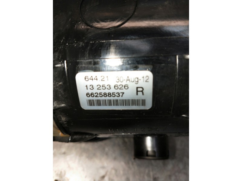 Recambio de faro antiniebla derecho para opel corsa d referencia OEM IAM 662588537 13253626 