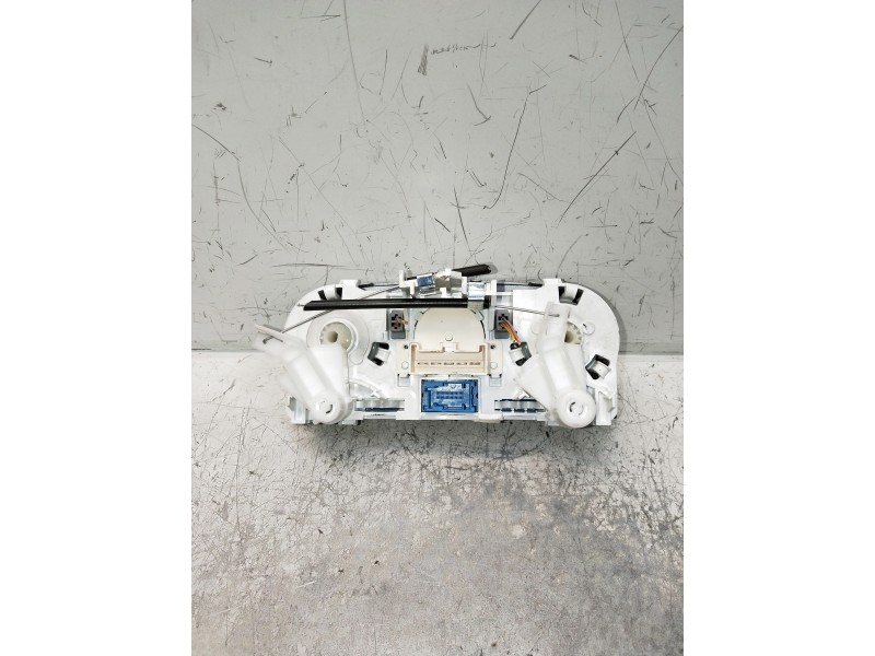 Recambio de mando calefaccion / aire acondicionado para opel corsa d referencia OEM IAM 466119570 5P2724912 