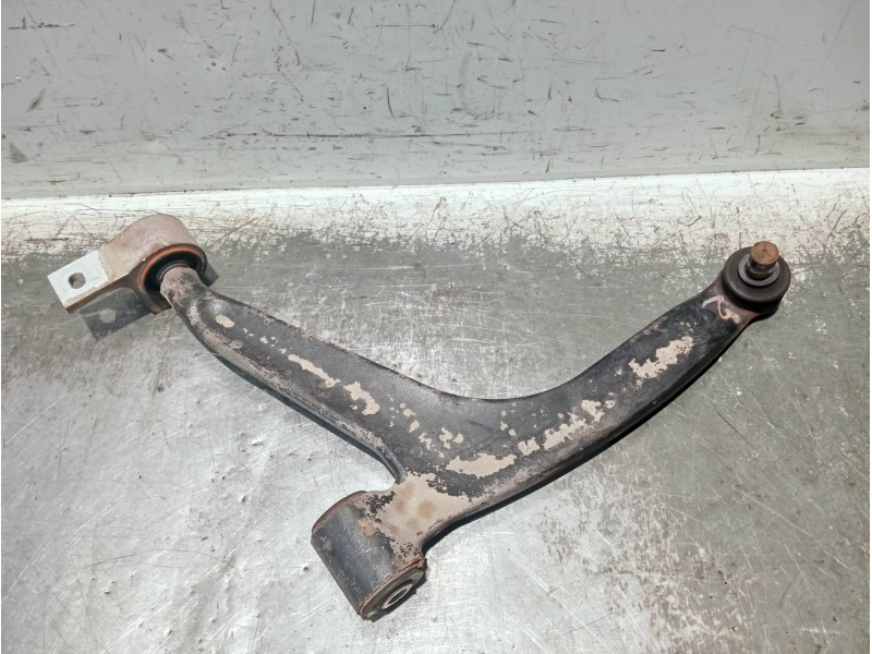 Recambio de brazo suspension inferior delantero izquierdo para citroen xsara picasso referencia OEM IAM   