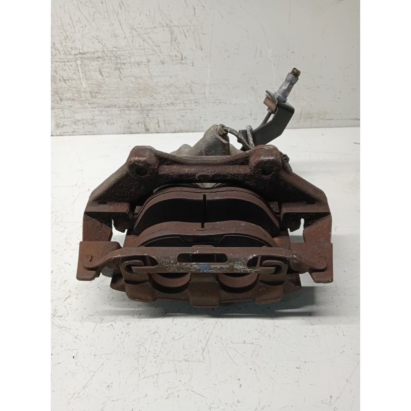 Recambio de pinza freno delantera izquierda para mercedes clase e (w211) familiar 500 t 4-matic (211.283) referencia OEM IAM   