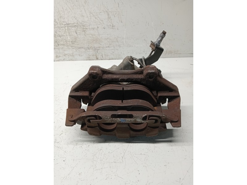 Recambio de pinza freno delantera izquierda para mercedes clase e (w211) familiar 500 t 4-matic (211.283) referencia OEM IAM   
