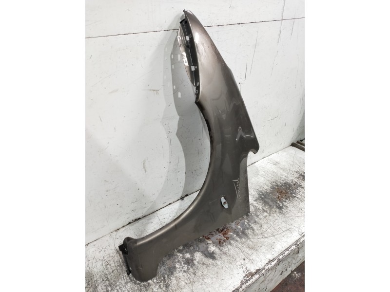 Recambio de aleta delantera izquierda para citroen xsara picasso referencia OEM IAM   
