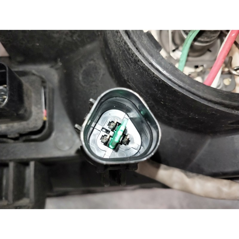 Recambio de faro derecho para hyundai h 1 h 1 furg.caja cerr.c. puerta referencia OEM IAM   