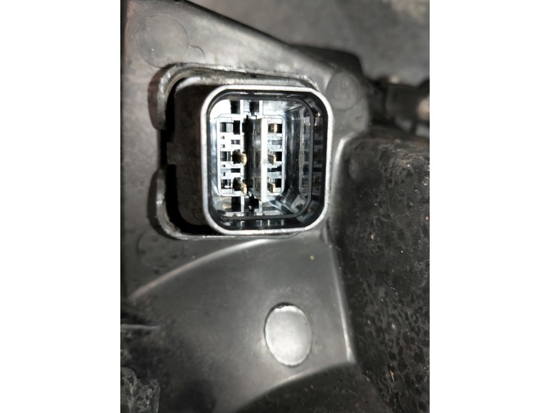 Recambio de faro derecho para hyundai h 1 h 1 furg.caja cerr.c. puerta referencia OEM IAM   