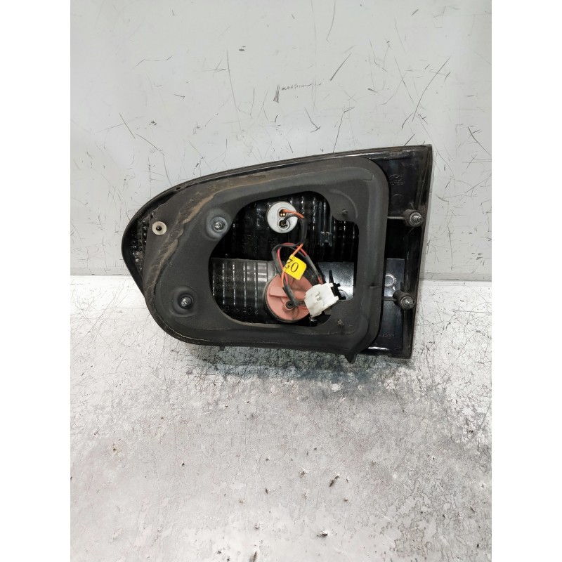 Recambio de piloto trasero izquierdo interior para hyundai h 1 h 1 furg.caja cerr.c. puerta referencia OEM IAM   