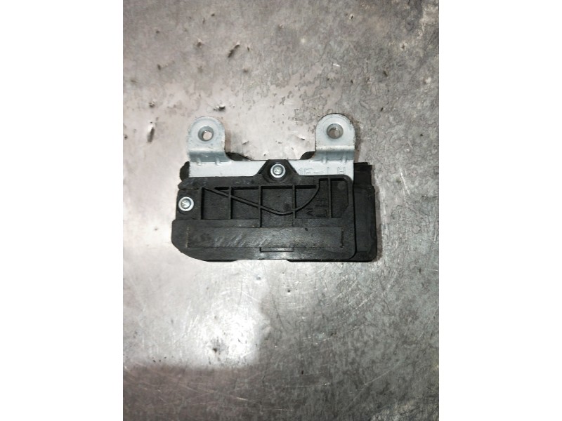 Recambio de motor cierre centralizado delantero izquierdo para hyundai h 1 h 1 furg.caja cerr.c. puerta referencia OEM IAM 95730