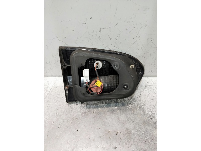 Recambio de piloto trasero derecho interior para hyundai h 1 h 1 furg.caja cerr.c. puerta referencia OEM IAM   