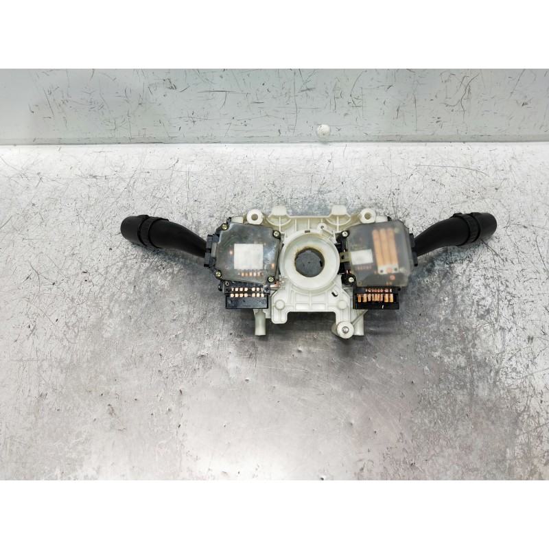 Recambio de mando luces para hyundai h 1 h 1 furg.caja cerr.c. puerta referencia OEM IAM 934004A300  