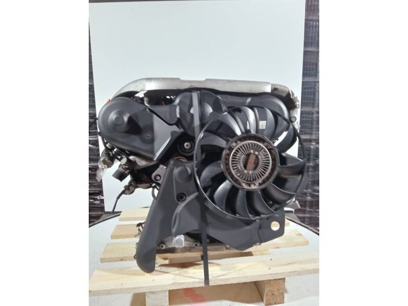 Recambio de motor completo para audi a4 berlina (8e) referencia OEM IAM AYM 38415 BOSCH