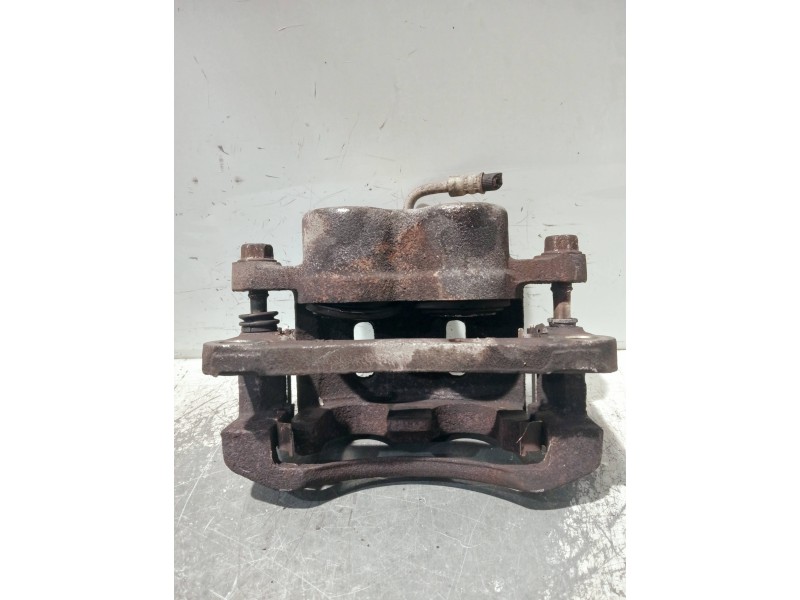 Recambio de pinza freno delantera derecha para kia carnival ii 2.9 cdri ex referencia OEM IAM   