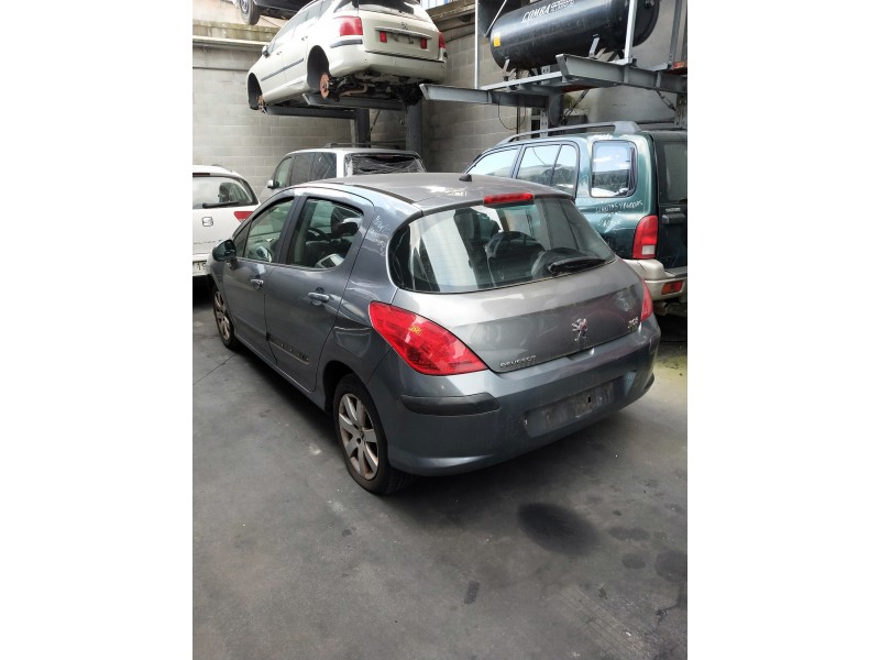 peugeot 308 del año 2008