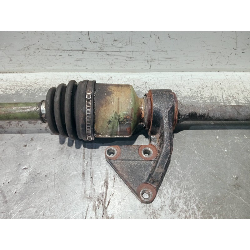 Recambio de transmision delantera derecha para kia carnival ii 2.9 cdri ex referencia OEM IAM CNVJ3MT  