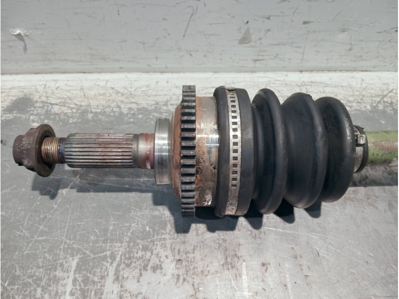 Recambio de transmision delantera derecha para kia carnival ii 2.9 cdri ex referencia OEM IAM CNVJ3MT  