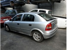 opel astra g berlina del año 1999