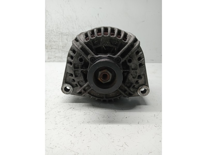 Recambio de alternador para mercedes clase e (w211) familiar 500 t 4-matic (211.283) referencia OEM IAM 0124615012 A0121541302 