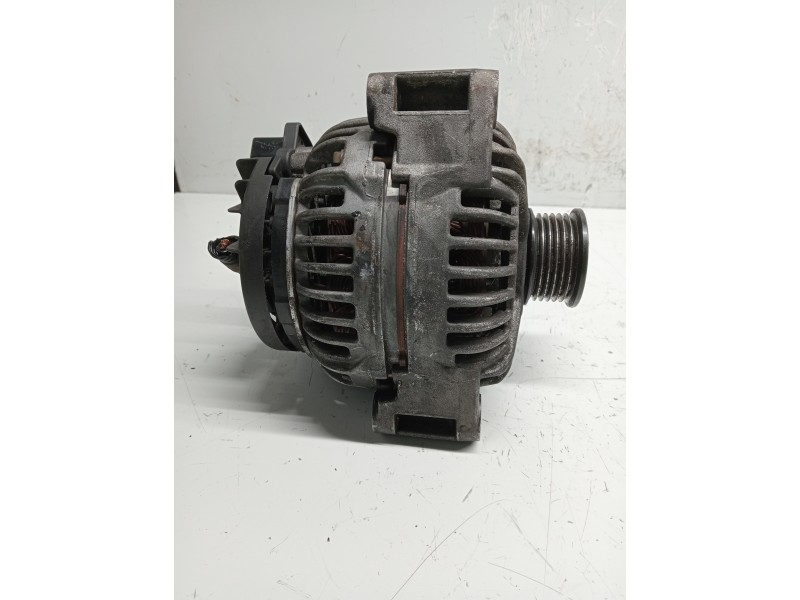 Recambio de alternador para mercedes clase e (w211) familiar 500 t 4-matic (211.283) referencia OEM IAM 0124615012 A0121541302 