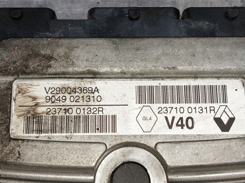 Recambio de centralita motor uce para renault megane iii berlina 5 p referencia OEM IAM 237100131R 9049021310 