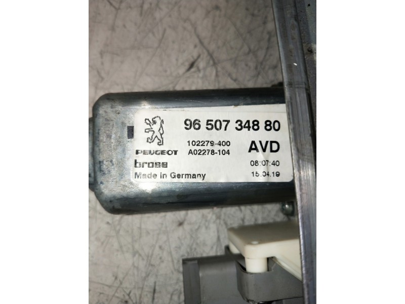 Recambio de elevalunas delantero derecho para peugeot 607 (s2) referencia OEM IAM 9650734880  4P