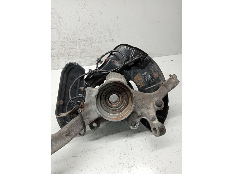 Recambio de mangueta delantera izquierda para mercedes clase e (w211) familiar 500 t 4-matic (211.283) referencia OEM IAM   
