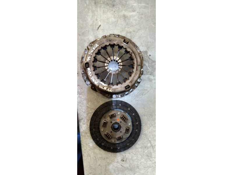 Recambio de kit embrague para toyota yaris (ncp1/nlp1/scp1) 1.4 d-4d linea luna referencia OEM IAM   