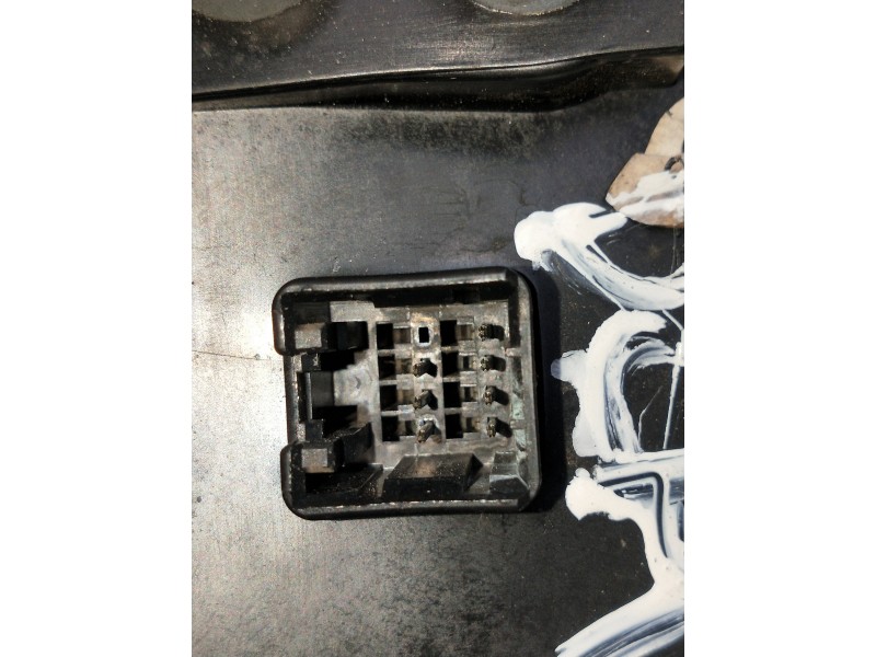 Recambio de retrovisor derecho para kia carens (un) referencia OEM IAM ELÉCTRICO 1 ENCHUFE 7 PINES