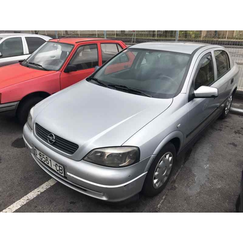 opel astra g berlina del año 1998