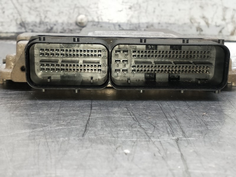Recambio de centralita motor uce para kia carens (un) referencia OEM IAM 0281013072 86050023 1039S23675