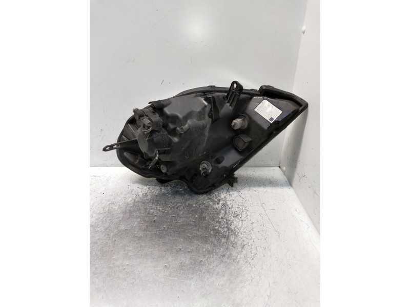 Recambio de faro izquierdo para renault kangoo referencia OEM IAM 260603401R  