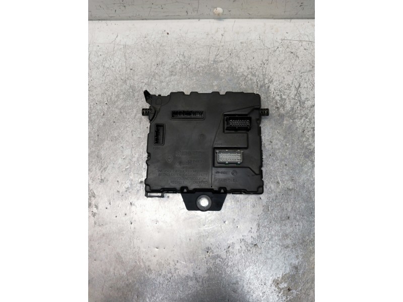 Recambio de modulo electronico para renault kangoo referencia OEM IAM 8201077405B 00258162 