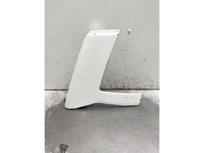 Recambio de aleta delantera izquierda para volkswagen crafter combi (2e) referencia OEM IAM   SOPORTE FARO IZQUIERDO