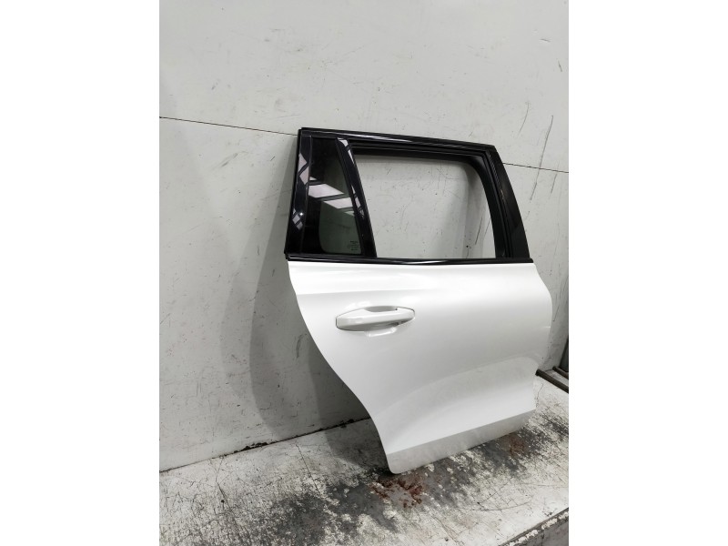 Recambio de puerta trasera izquierda para volvo v60 familiar referencia OEM IAM   5P